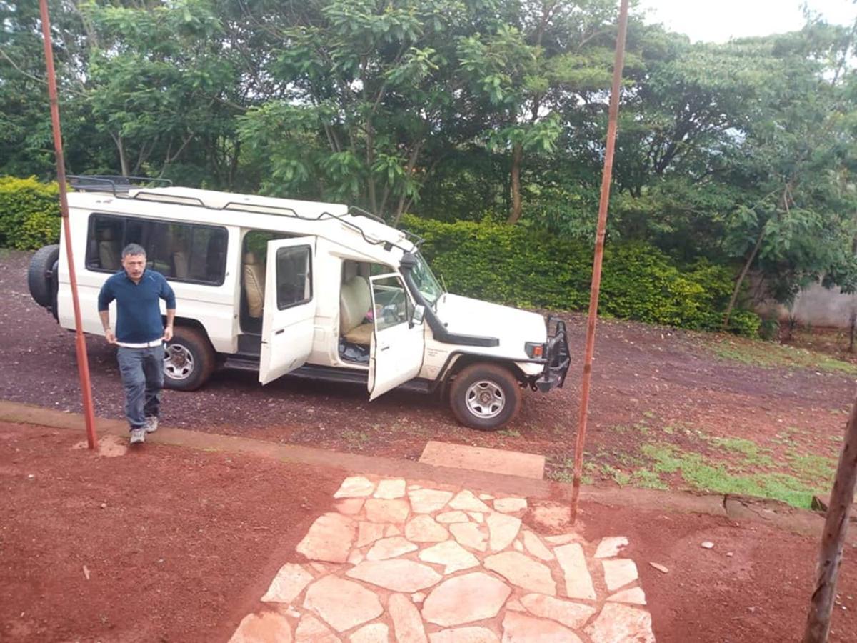Safari Camp *